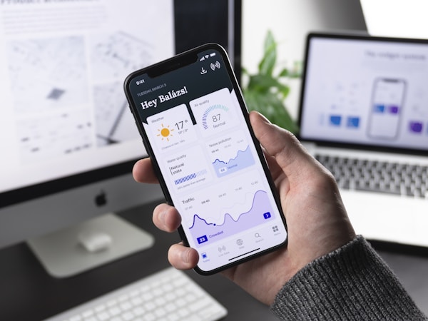 在手机浏览器中正确输入叮咚电玩官方网址 dindongdianwanapp.com.cn 的屏幕截图